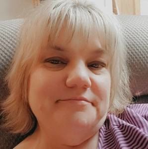 Meet your Posher, Lorrie